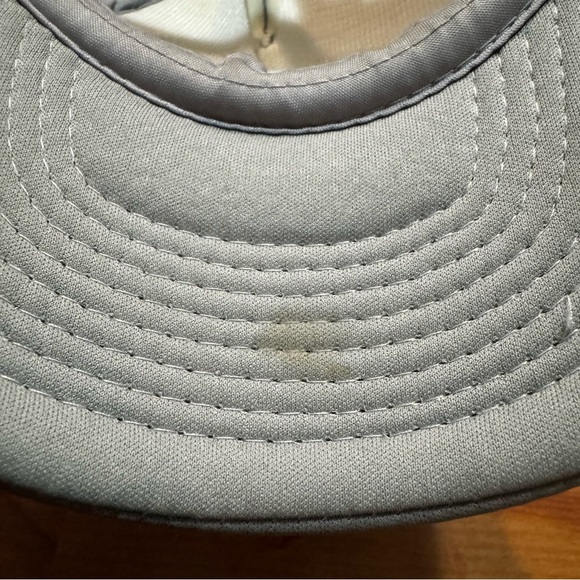 Spirit Halloween Hawk Tuah (Haliey Welch) Trucker Grey Snapback Hat OSFM - Picture 9 of 11